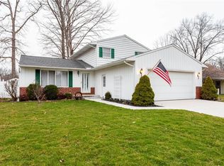 764 Bedford Ave, Elyria, OH 44035