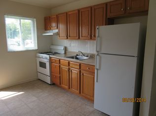 231 Leslie Ln APT D, Ballwin, MO 63021