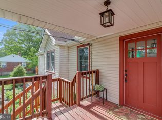 29 Beech Ave, Elsmere, DE 19805