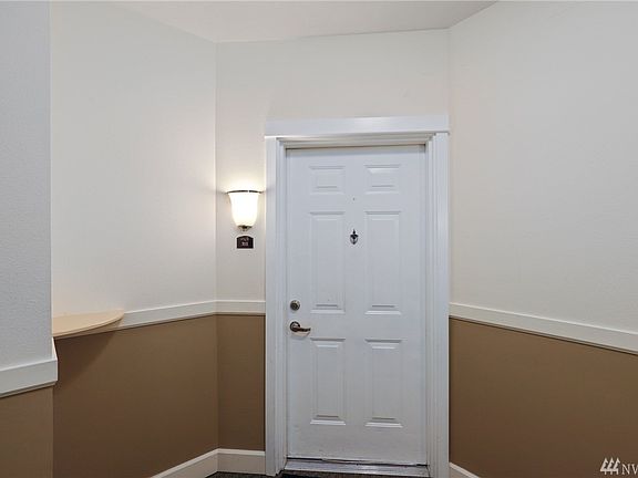 2nd image of 13301 SE 79th Pl Unit B311