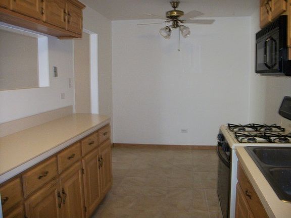 4th image of 9540 S Mayfield Ave #201S
