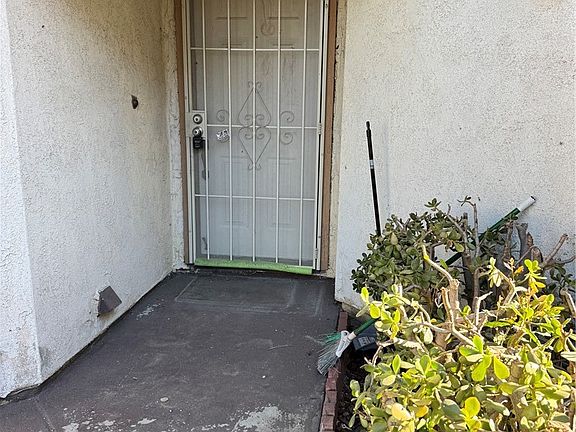 4th image of 14242 Ranchero Dr