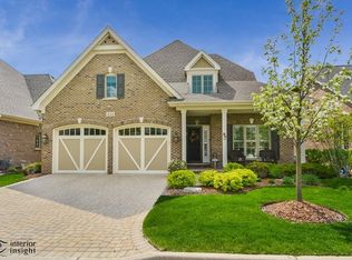 434 Greenleaf Ct, Westmont, IL