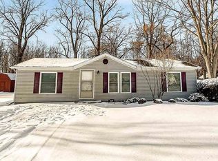 1079 N Huron Rd, Linwood, MI 48634