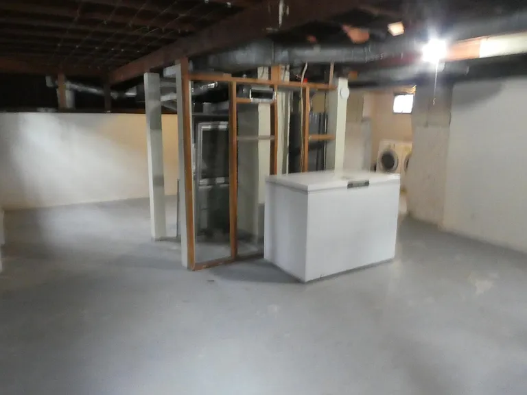 2333 SE Tacoma St — Photo 33