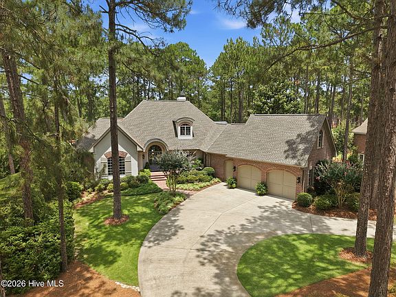 4th image of 6 Augusta Drive
