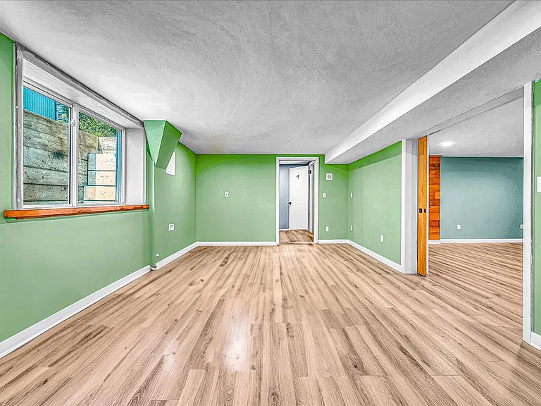 2030 NE 140th Ave — Photo 8