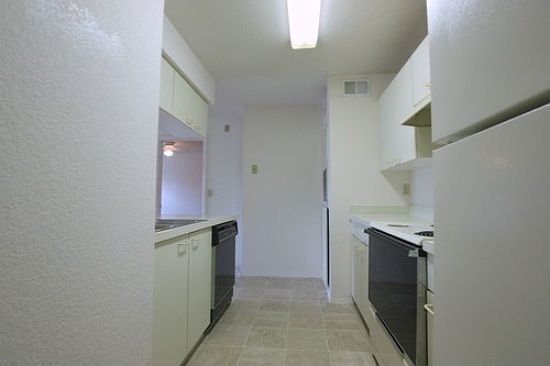 5th image of 2550 N Alafaya Trl APT 10302
