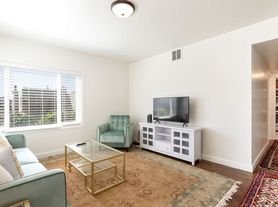 210 Lone Mountain Ter, San Francisco, CA