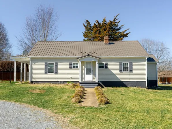 319 Matthews Rd, Appomattox, VA 24522