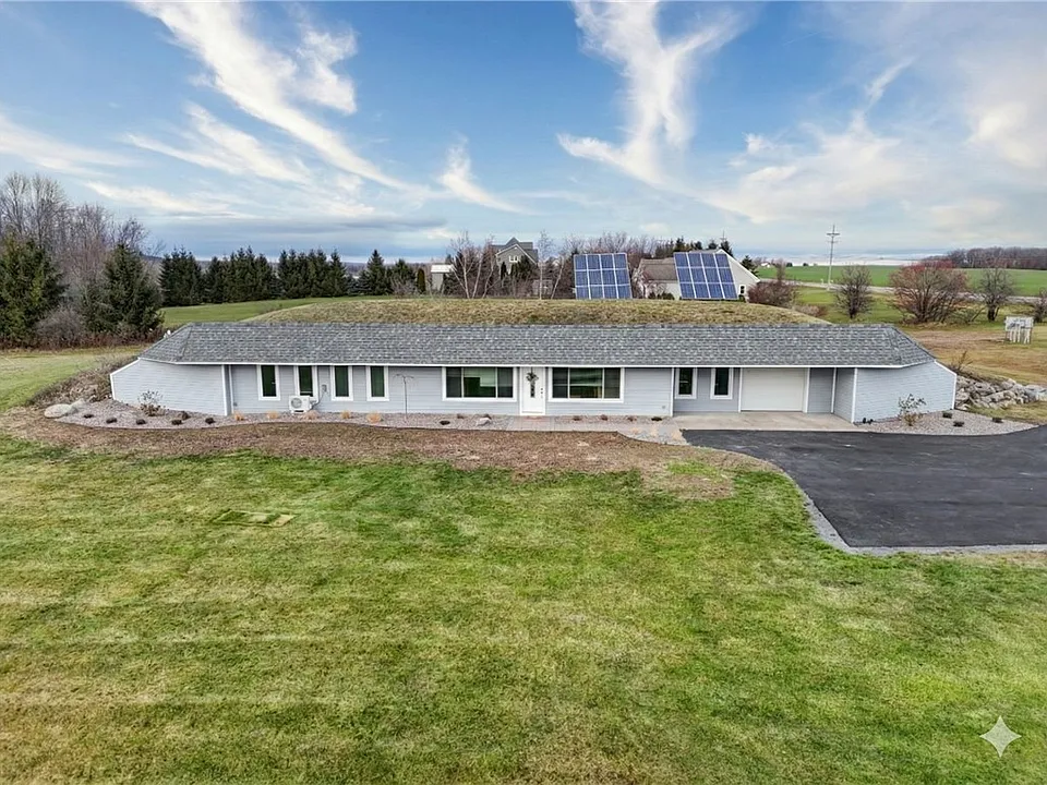 2654 Whalen Rd