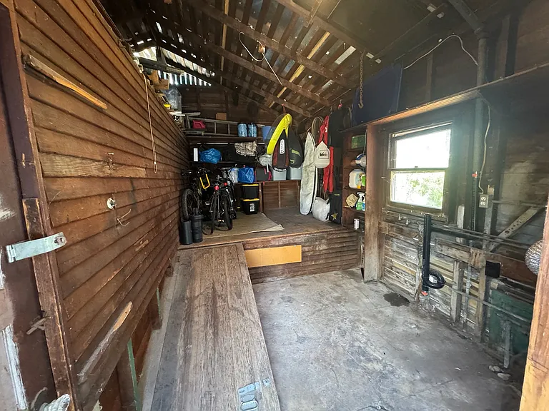 315 Newport Ave — Photo 23