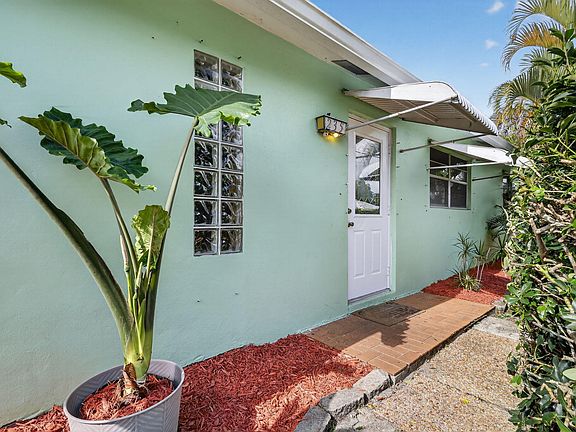5th image of 235 Guava Avenue