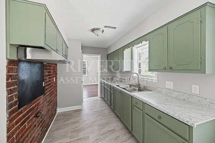 3108 Wickham Dr — Photo 12
