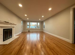 2 Lee Ter, Dedham, MA 02026