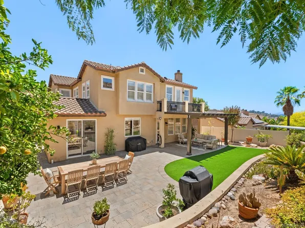 3393 Holly Oak Ln, Escondido, CA 92027