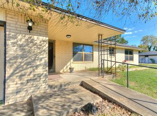 19901 Prairieview Rd, Tecumseh, OK 74873