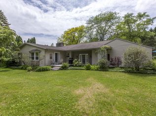 1449 Hudson Rd, Hillsdale, MI 49242