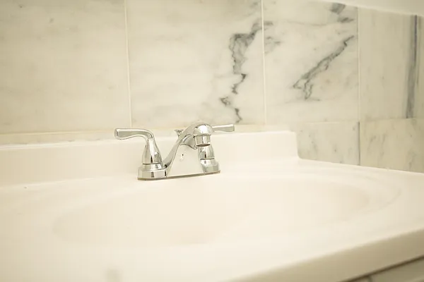 Rented by Blip LLC | media 16