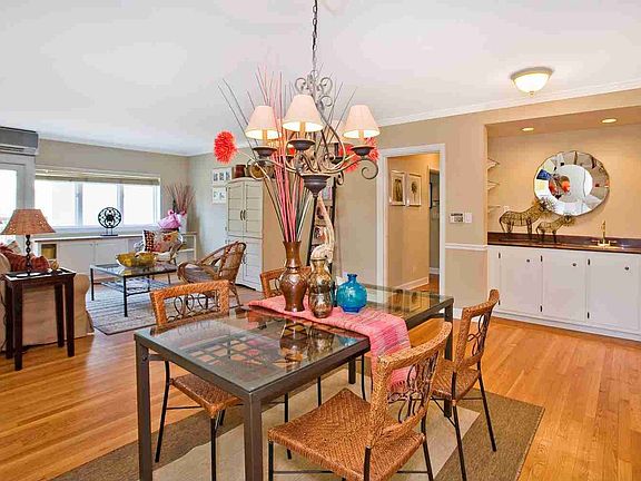 Fabulous Great room with decorative chandalier