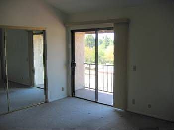 5th image of 18240 Oxnard St Unit 136