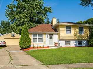 2005 E Hughes Ave, Des Moines, IA 50320