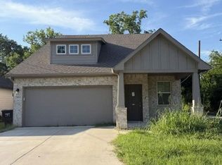 2804 Gillespie St, Greenville, TX 75401