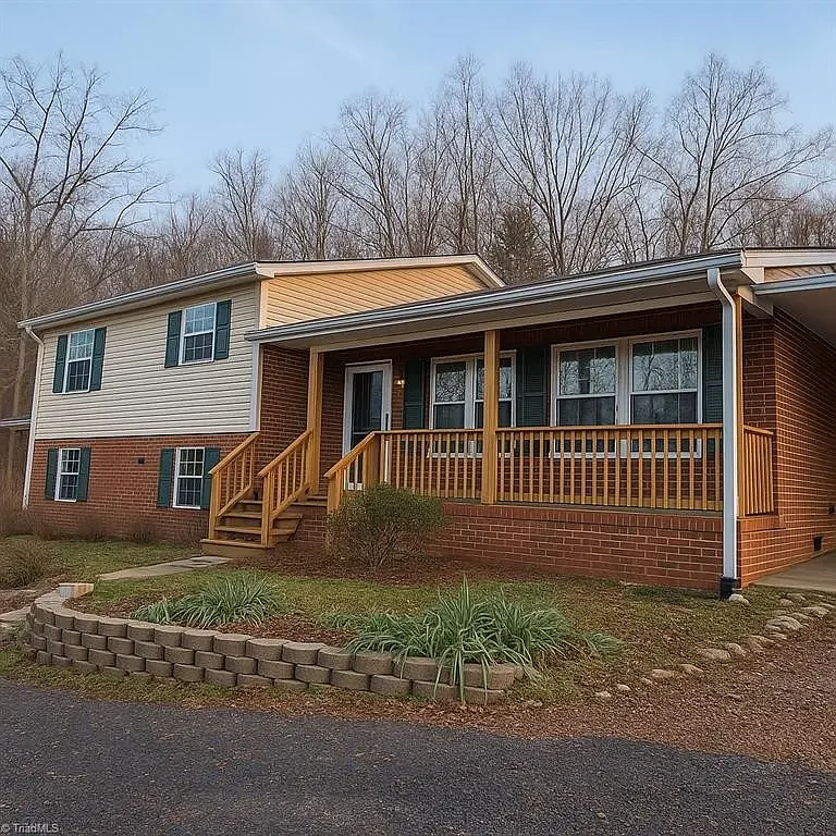 Building Photo - 415 Watkins Rd
