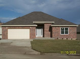 20916 E 50th Street Ct S, Blue Springs, MO 64015
