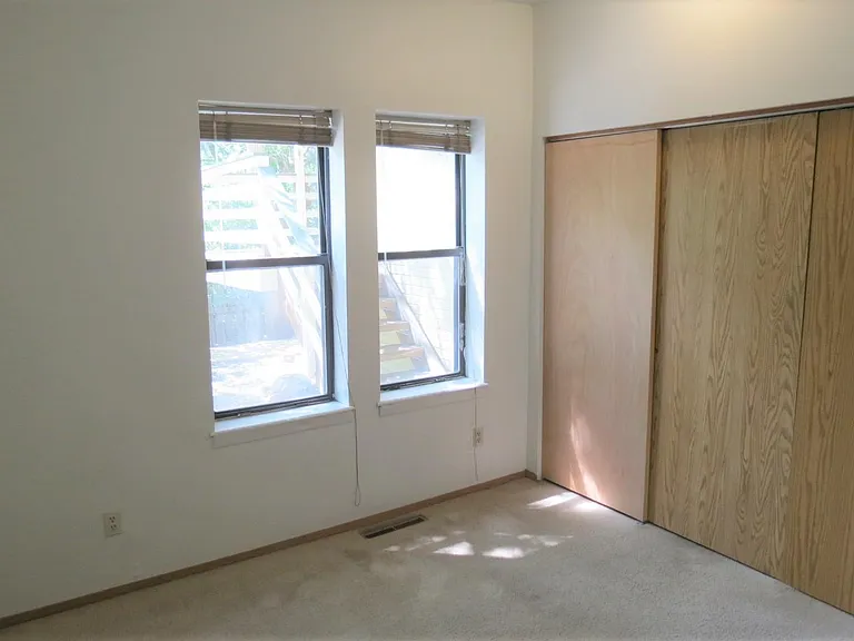 2927 Broadway St #1 — Photo 28