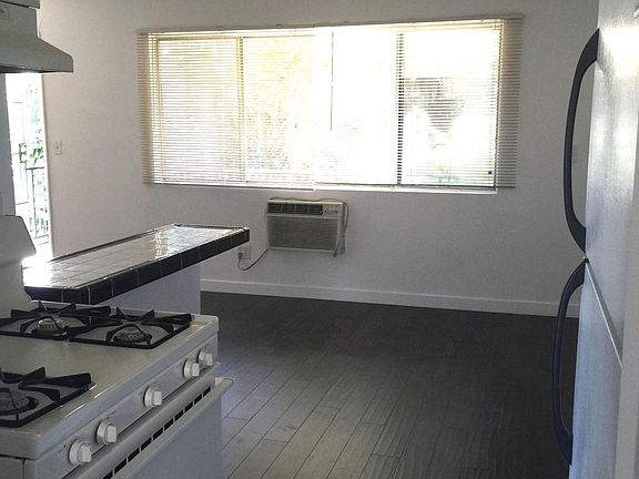 3rd image of 727 N Benton Way APT 7