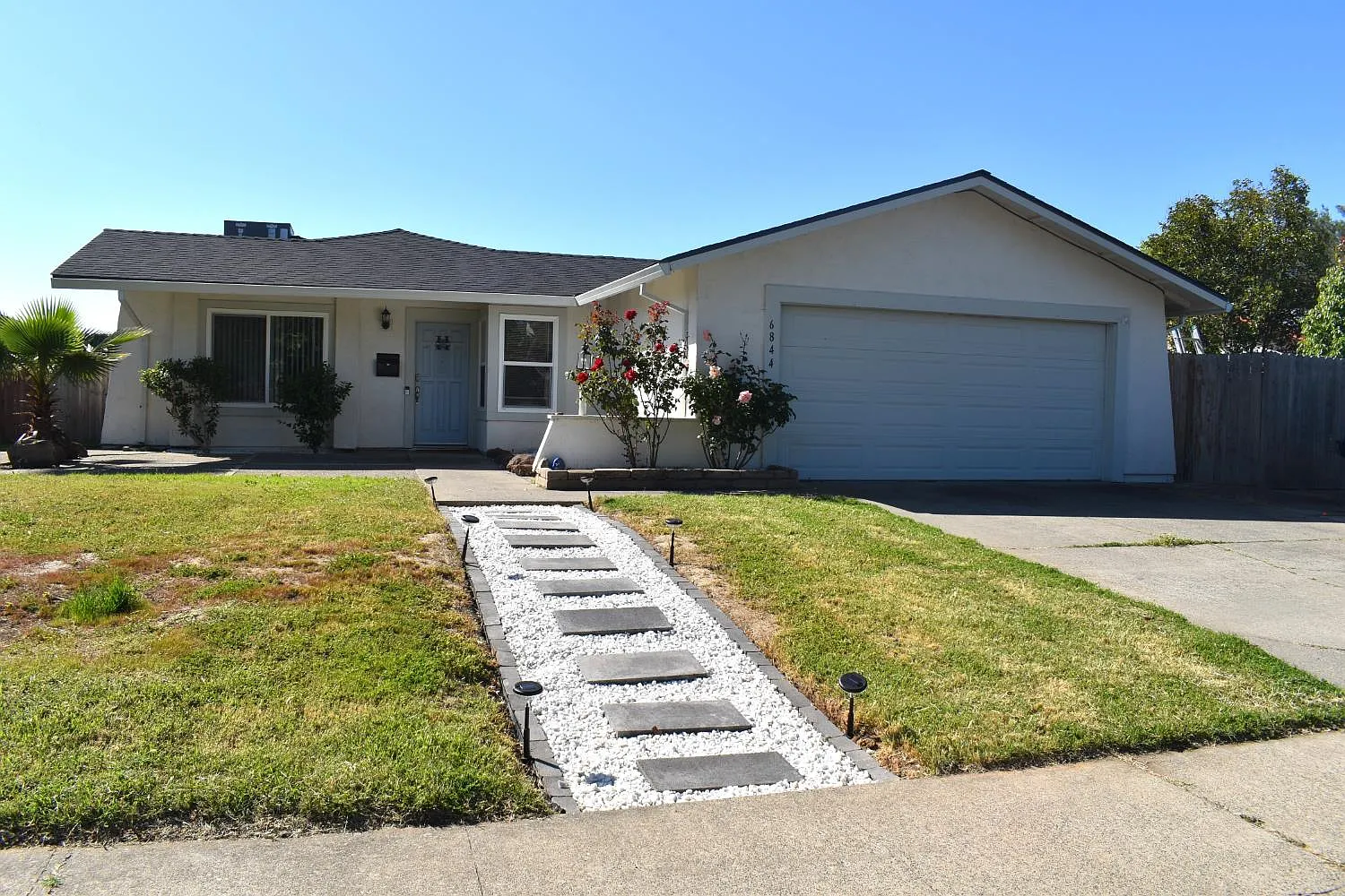 6844 Sandrock Way photo 1