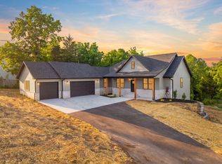 654 Walkington Lane, Branson, MO 65616