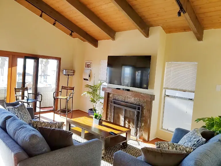 319 Ocean Front Walk #3 — Photo 11