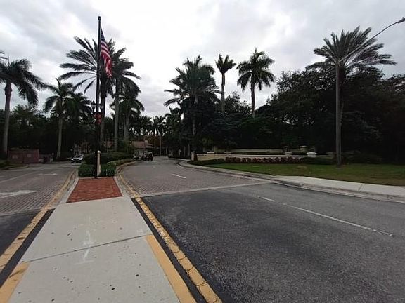 2nd image of 6866 W Sample Rd #6866