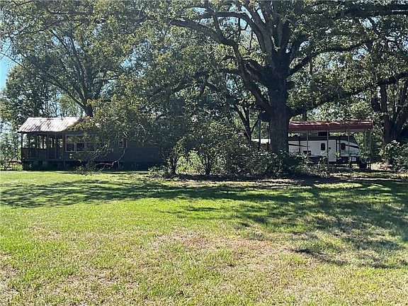 4th image of 65 School House Rd