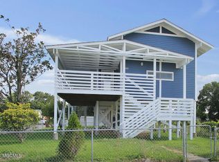 322 Division St, Biloxi, MS 39530