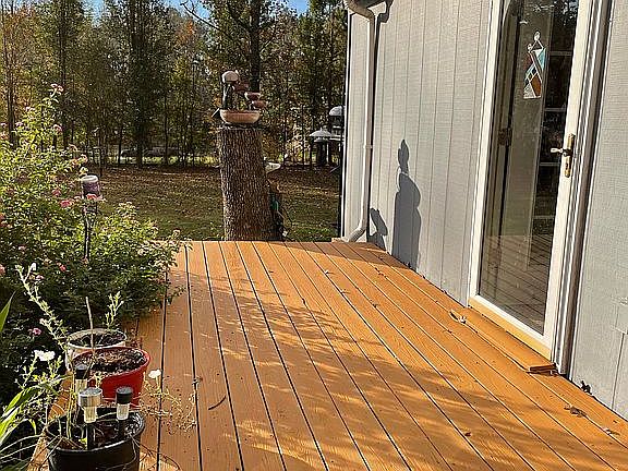 Guesthouse deck