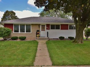 824 S Joseph St, Appleton, WI 54915