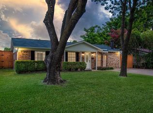 910 Lindo Dr, Mesquite, TX 75149