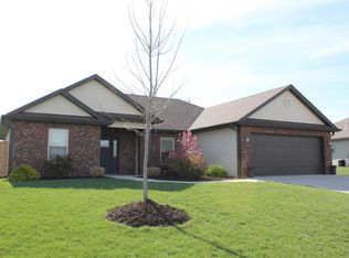 3502 Elephant Dr, Columbia, MO 65202