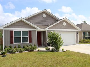 118 Merrion Rd, Southport, FL 32409