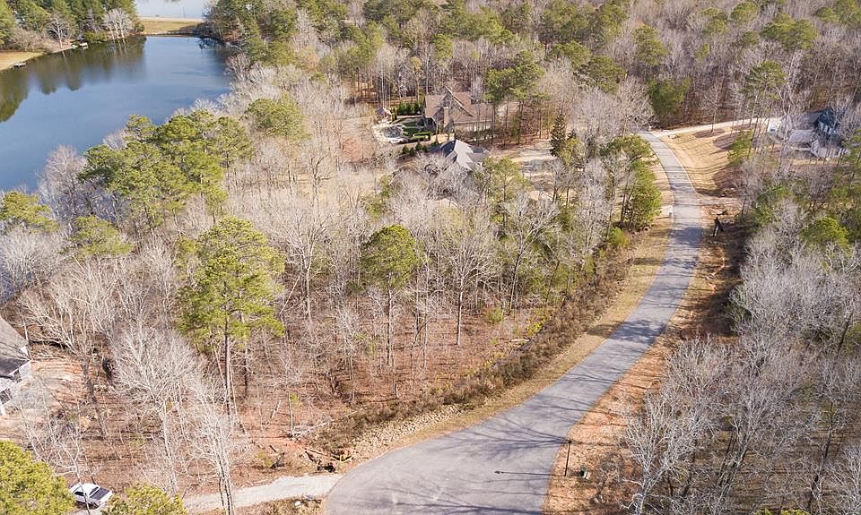 1st image of 505 Sweetwater Dr