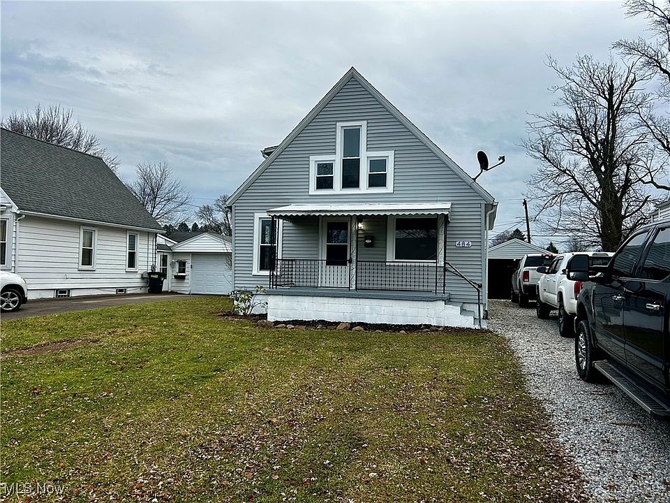 1st image of 484 Connor Dr