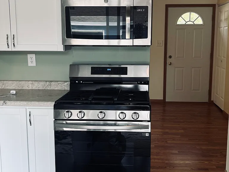 3578 W 74th Ct — Photo 5