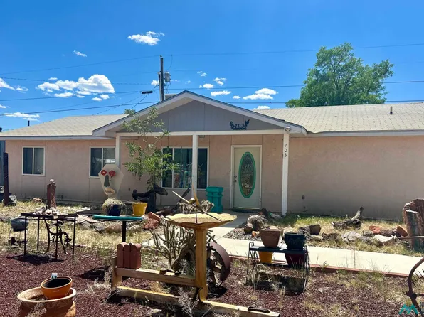 703 Russell Ave, Milan, NM 87021