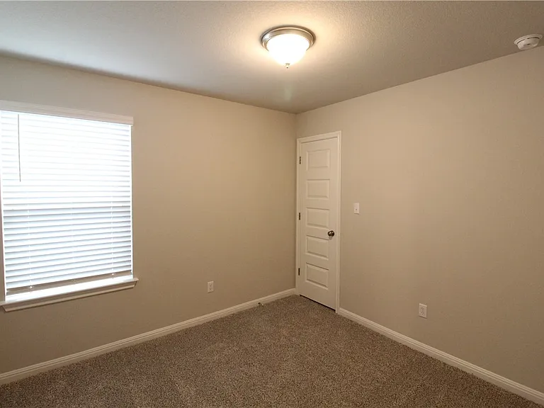 2028 Arendale Dr — Photo 21