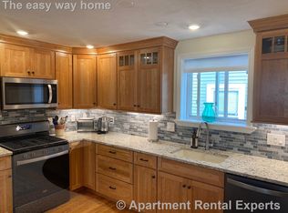 24 Glen St #1B, Somerville, MA 02145