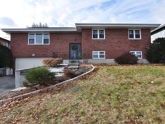2nd image of 119 Patmore Ave