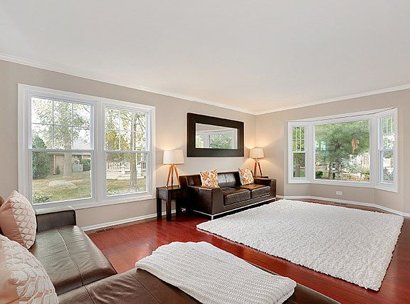 5th image of 344 E Shady Pines Ct